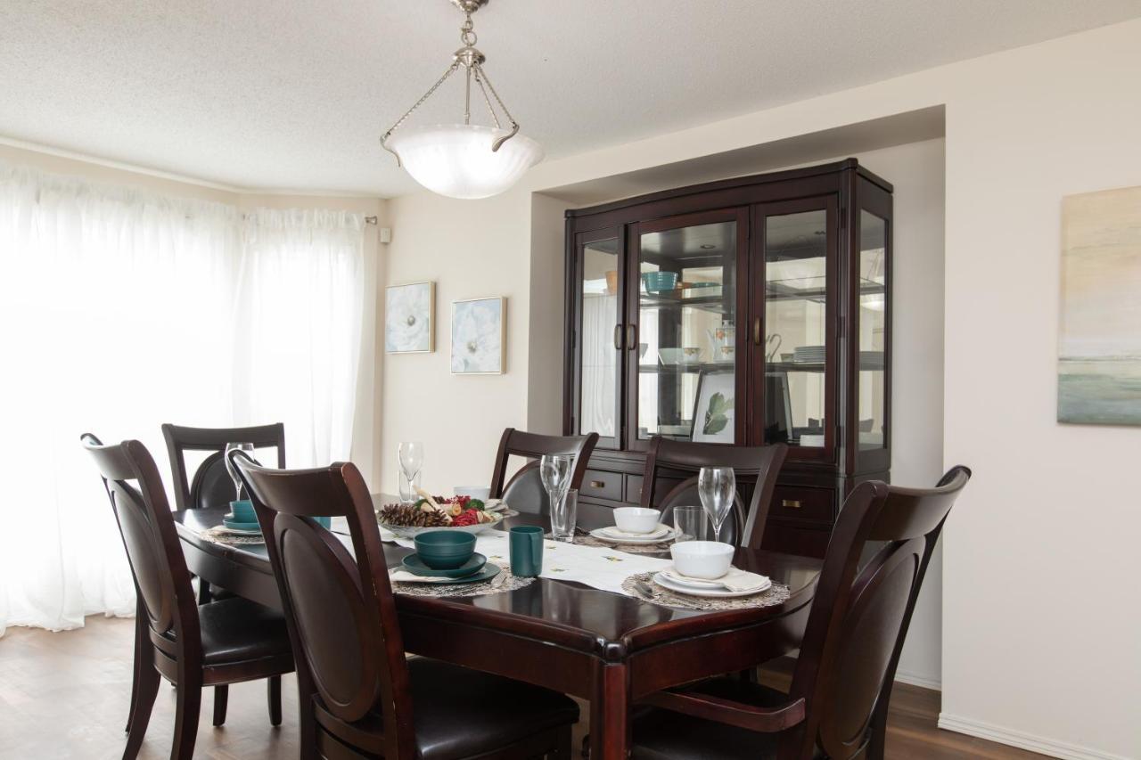 Elegant 6 Bedroom House Near U Of Manitoba Уинипег Екстериор снимка